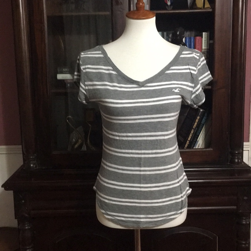 Hollister Striped Tee size XS minor flaws